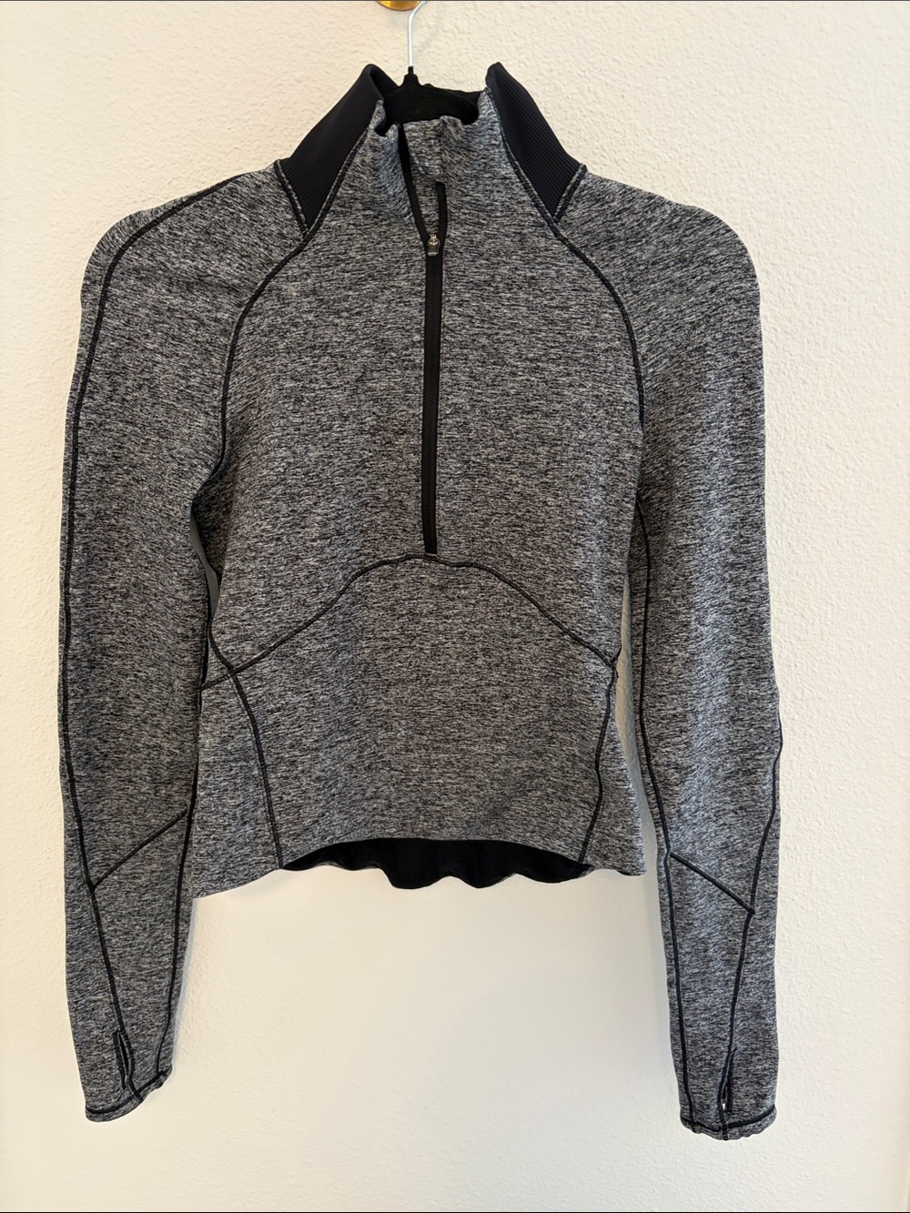 lululemon athletica Women’s Gray Half-Zip Pullover Hoodie